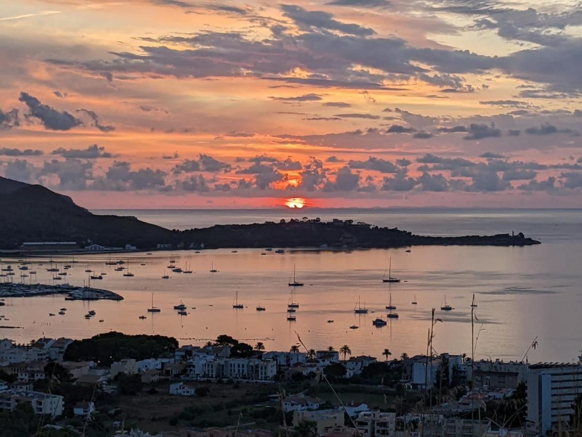 Puerto De Pollensa And Apartments, With Private Mountain Ideal For Runners, Trailers,near Approximately 5 Minutes Walking, Unique Experience In A Ullal Old Typical Mallorca House With Private Mountain And Near To The Beac Appartement Port de Pollença