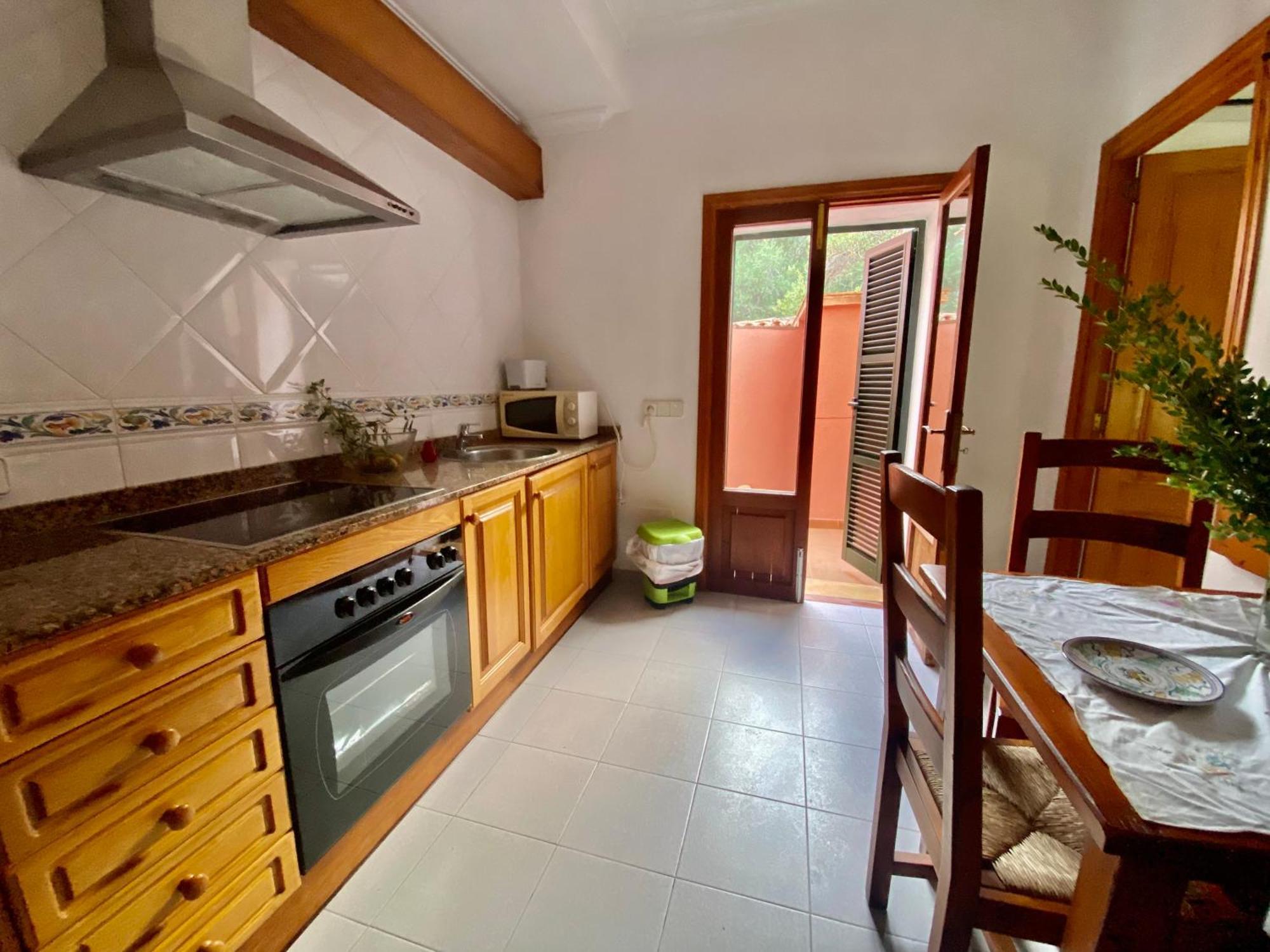 Puerto De Pollensa And Apartments, With Private Mountain Ideal For Runners, Trailers,near Approximately 5 Minutes Walking, Unique Experience In A Ullal Old Typical Mallorca House With Private Mountain And Near To The Beac Port de Pollença