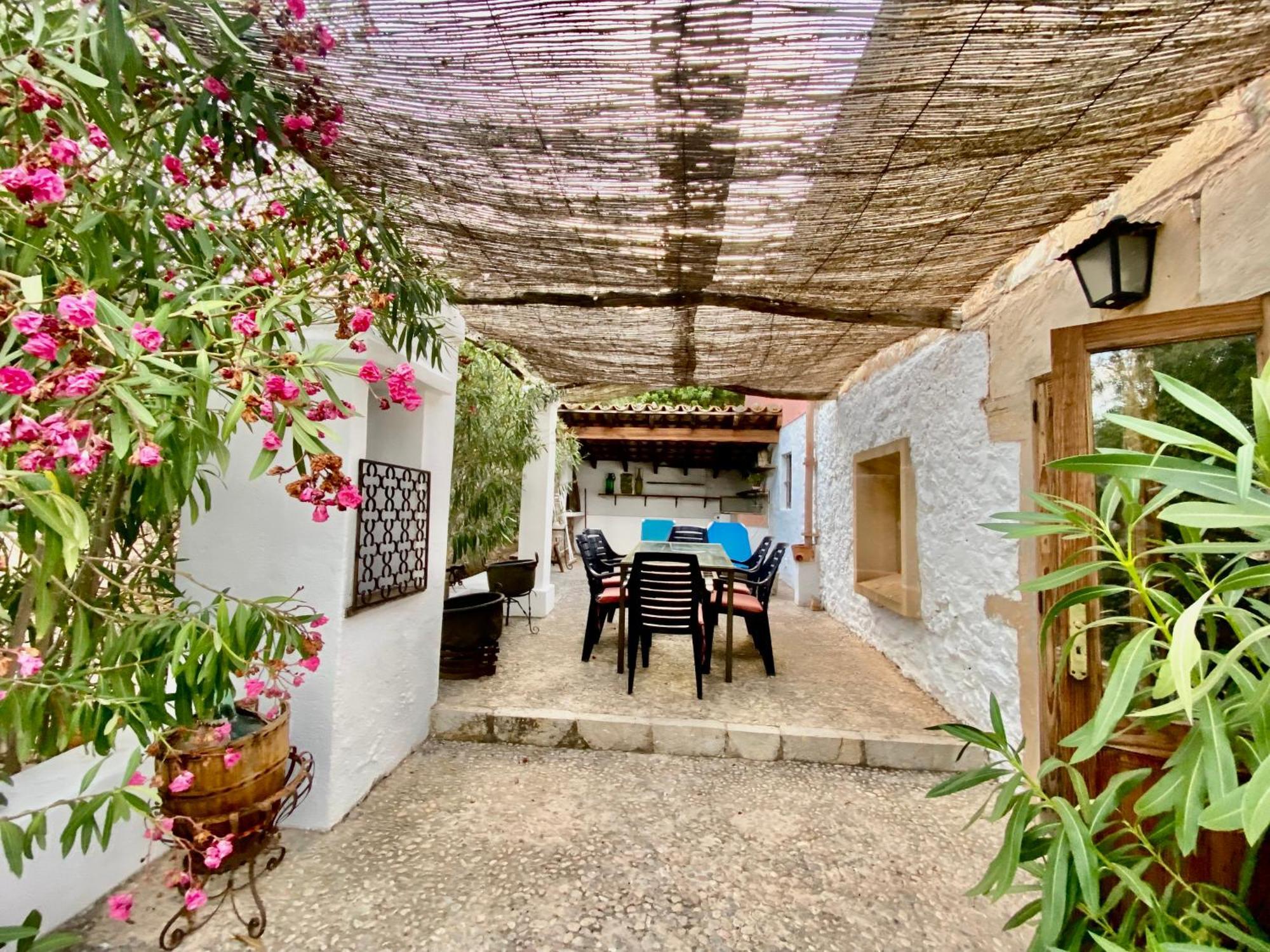Puerto De Pollensa And Apartments, With Private Mountain Ideal For Runners, Trailers,near Approximately 5 Minutes Walking, Unique Experience In A Ullal Old Typical Mallorca House With Private Mountain And Near To The Beac * Port de Pollença