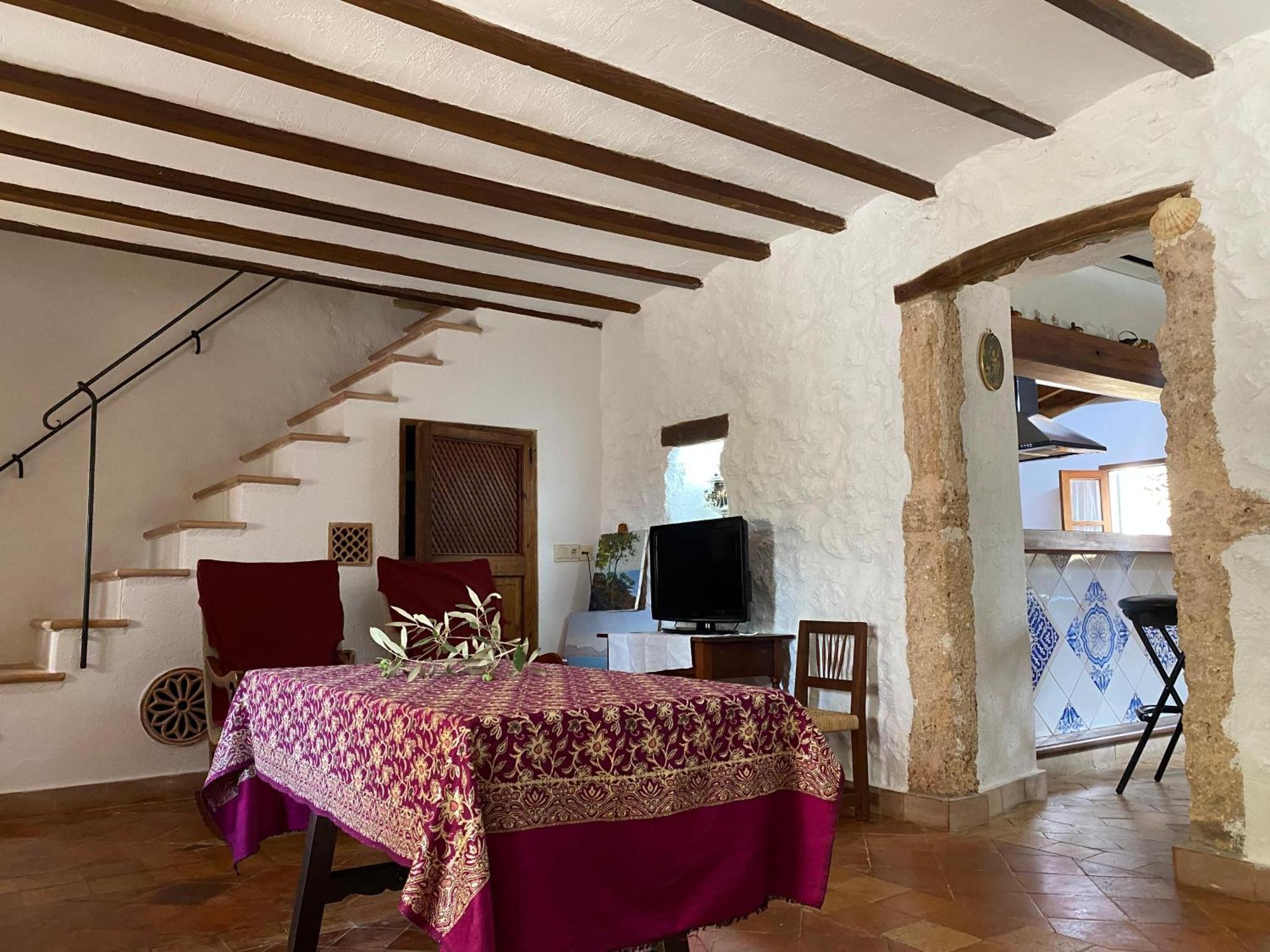 Appartement Puerto De Pollensa And Apartments, With Private Mountain Ideal For Runners, Trailers,near Approximately 5 Minutes Walking, Unique Experience In A Ullal Old Typical Mallorca House With Private Mountain And Near To The Beac *