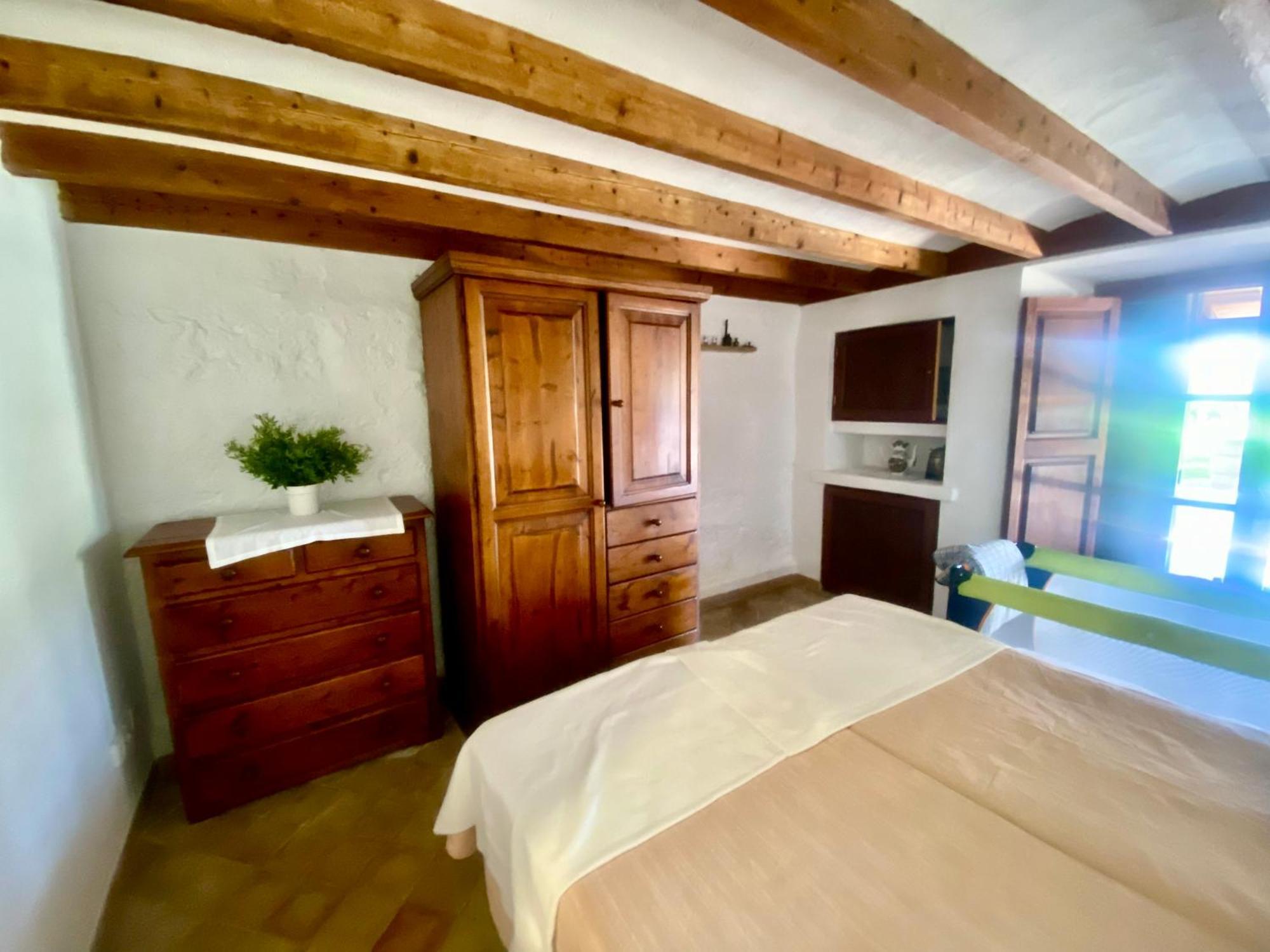 Appartement Puerto De Pollensa And Apartments, With Private Mountain Ideal For Runners, Trailers,near Approximately 5 Minutes Walking, Unique Experience In A Ullal Old Typical Mallorca House With Private Mountain And Near To The Beac