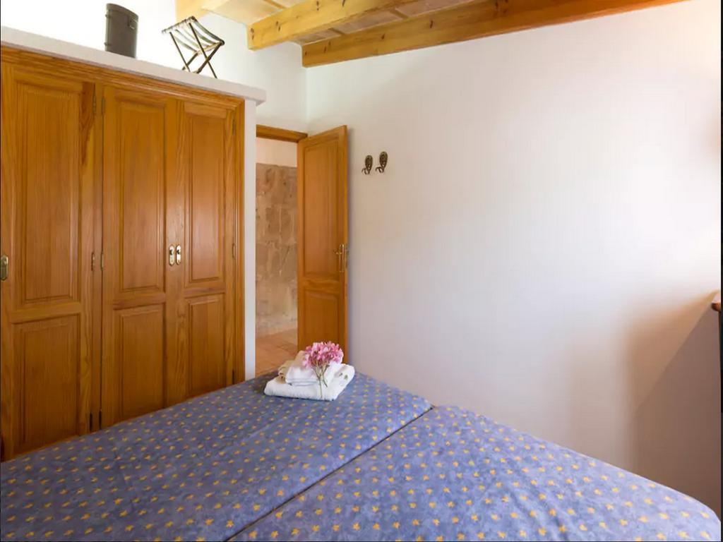 Appartement Puerto De Pollensa And Apartments, With Private Mountain Ideal For Runners, Trailers,near Approximately 5 Minutes Walking, Unique Experience In A Ullal Old Typical Mallorca House With Private Mountain And Near To The Beac *