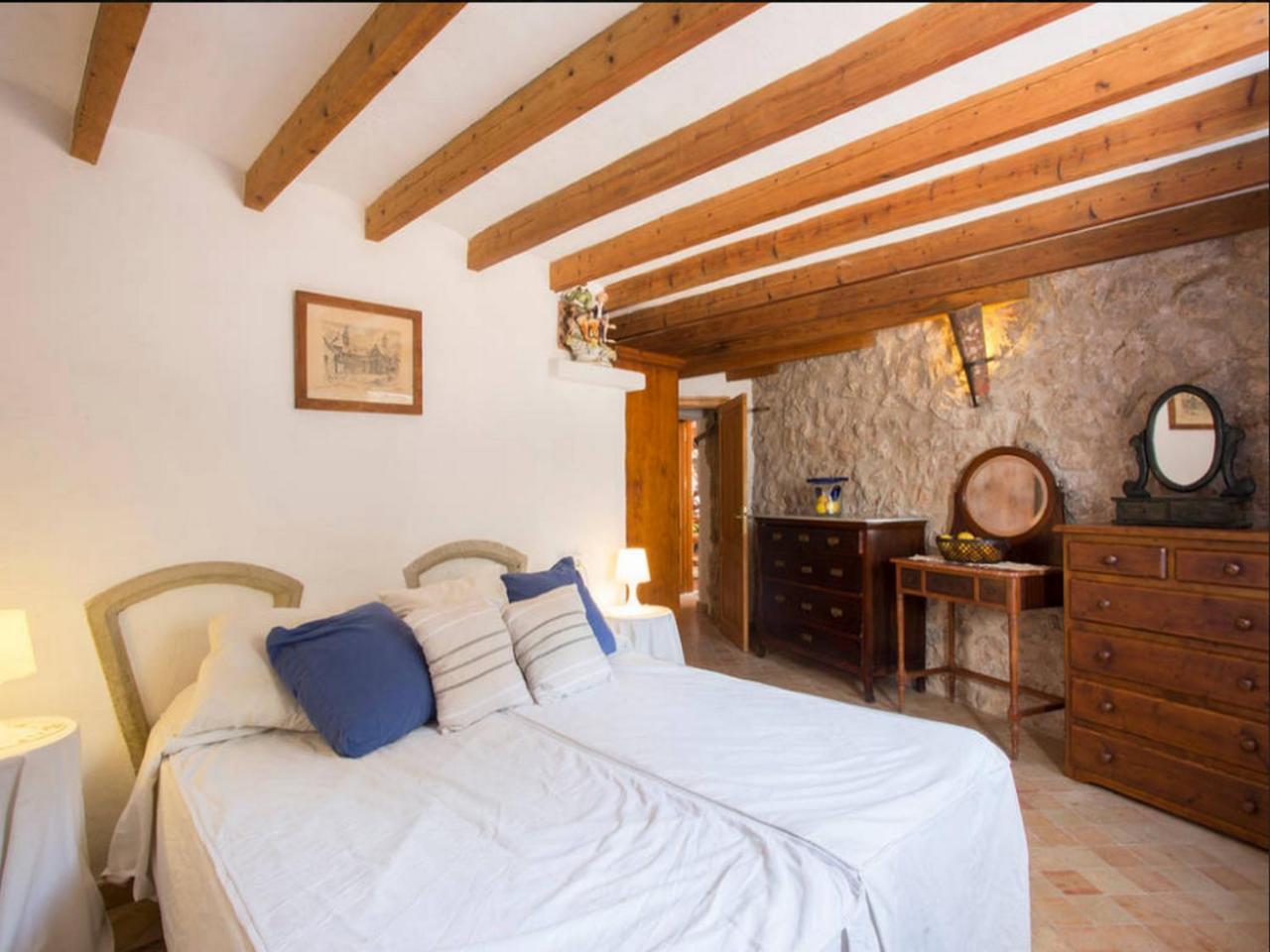 Puerto De Pollensa And Apartments, With Private Mountain Ideal For Runners, Trailers,near Approximately 5 Minutes Walking, Unique Experience In A Ullal Old Typical Mallorca House With Private Mountain And Near To The Beac Appartement *