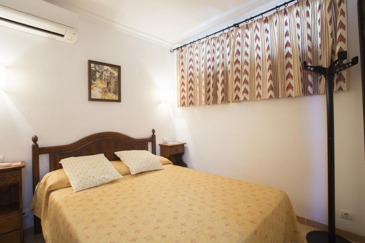 Puerto De Pollensa Villa: Mountain Retreat Near Port de Pollenca